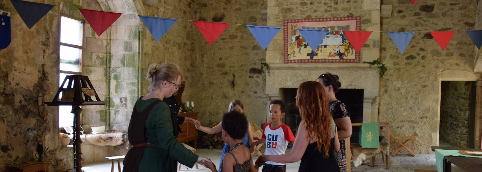 Château Saint Mesmin – danse médiévale