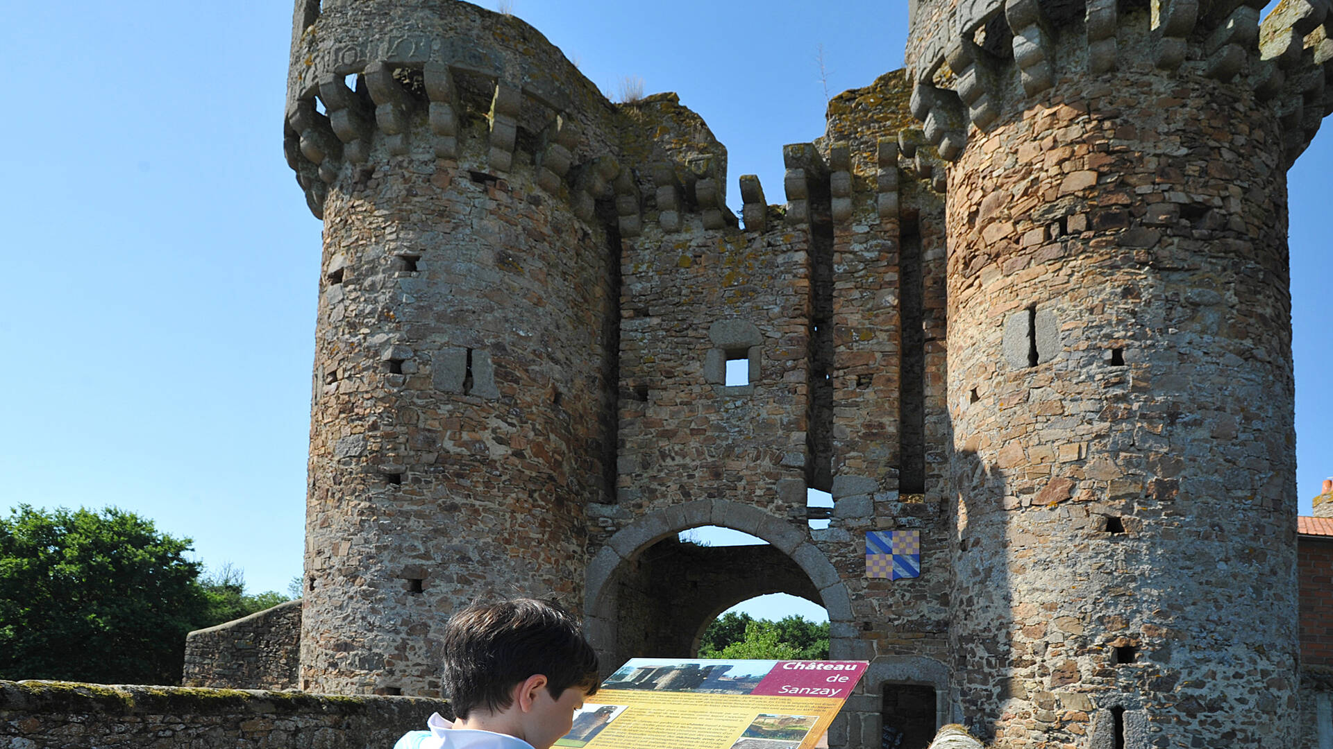 Château de Sanzay à Argentonnay @PWall/CD79
