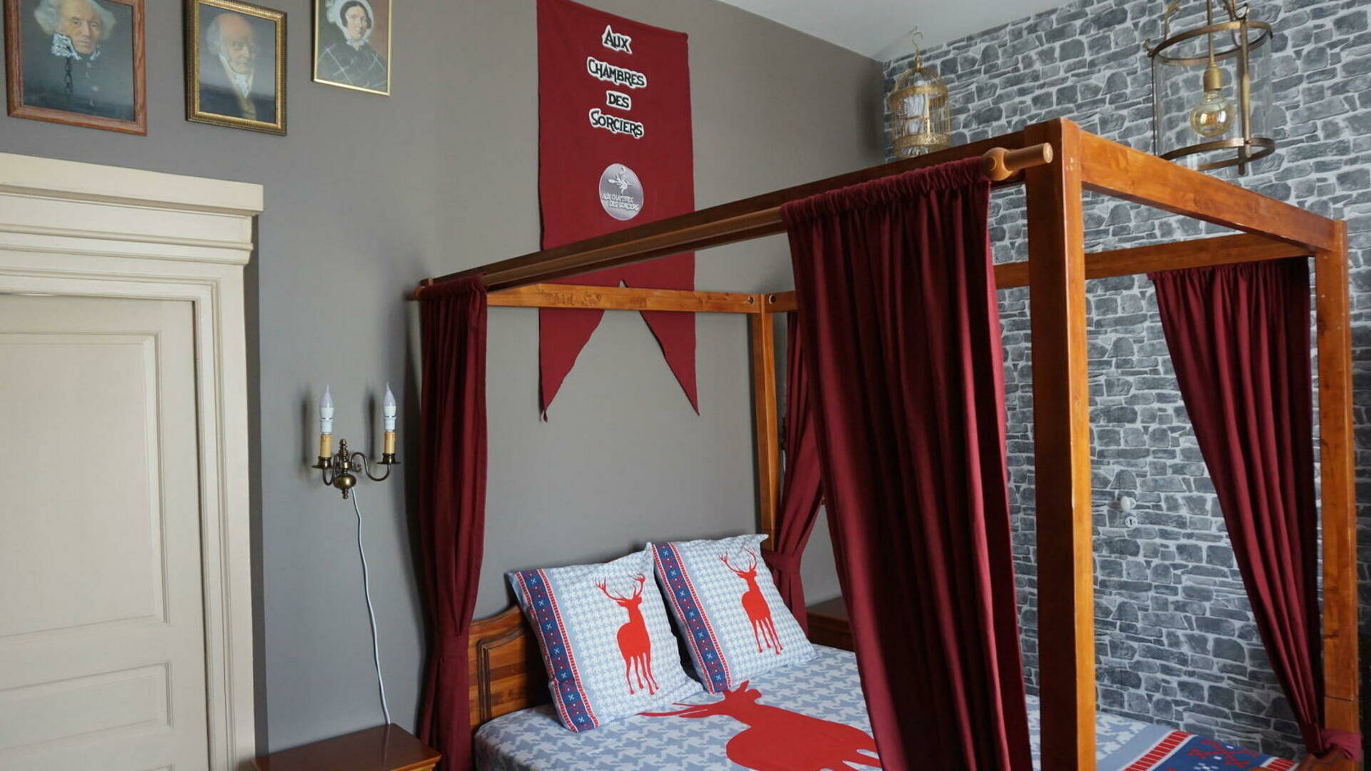 Aux chambres des Sorciers