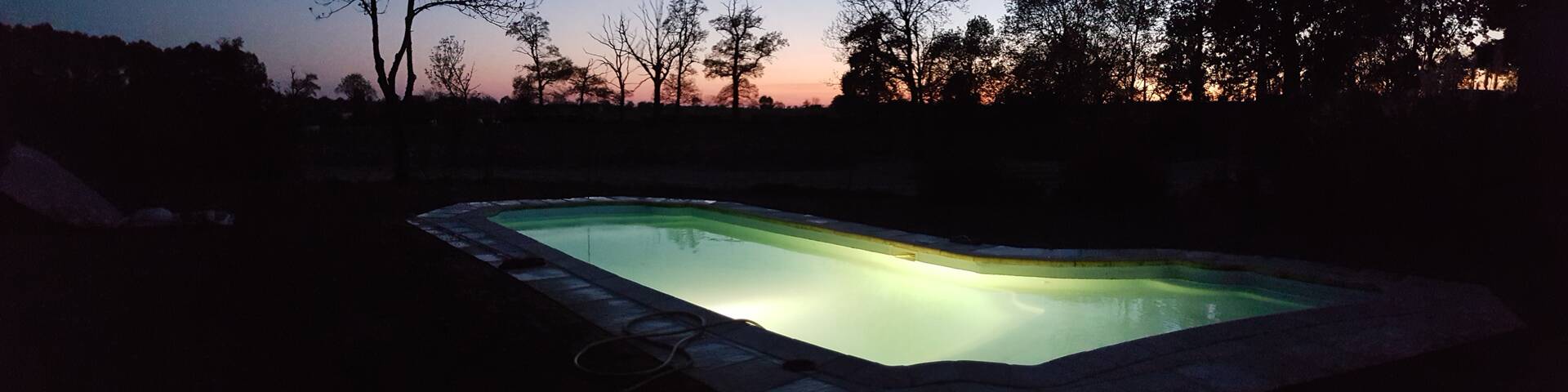 Piscine des gîtes du Domaine des Fréaux